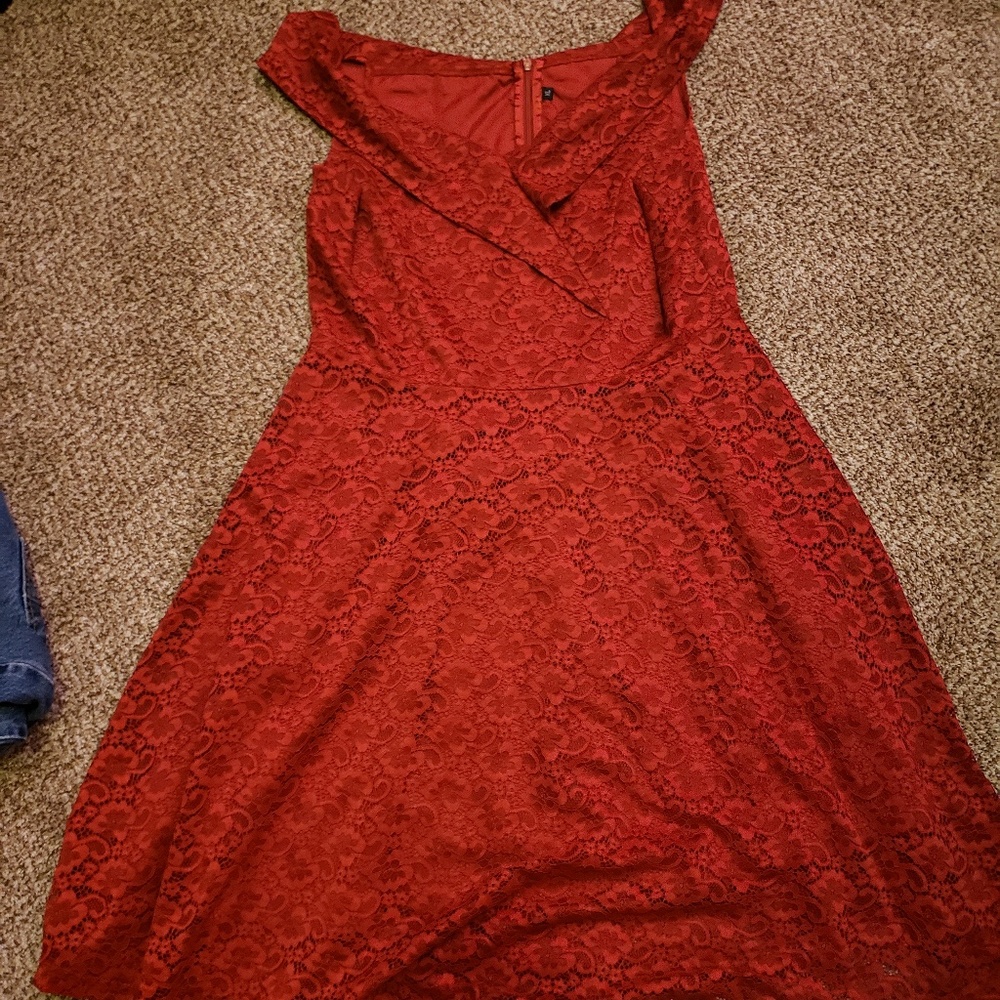 🌻sold🌻 Red floral dress